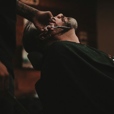 آرایشگاه مردانه